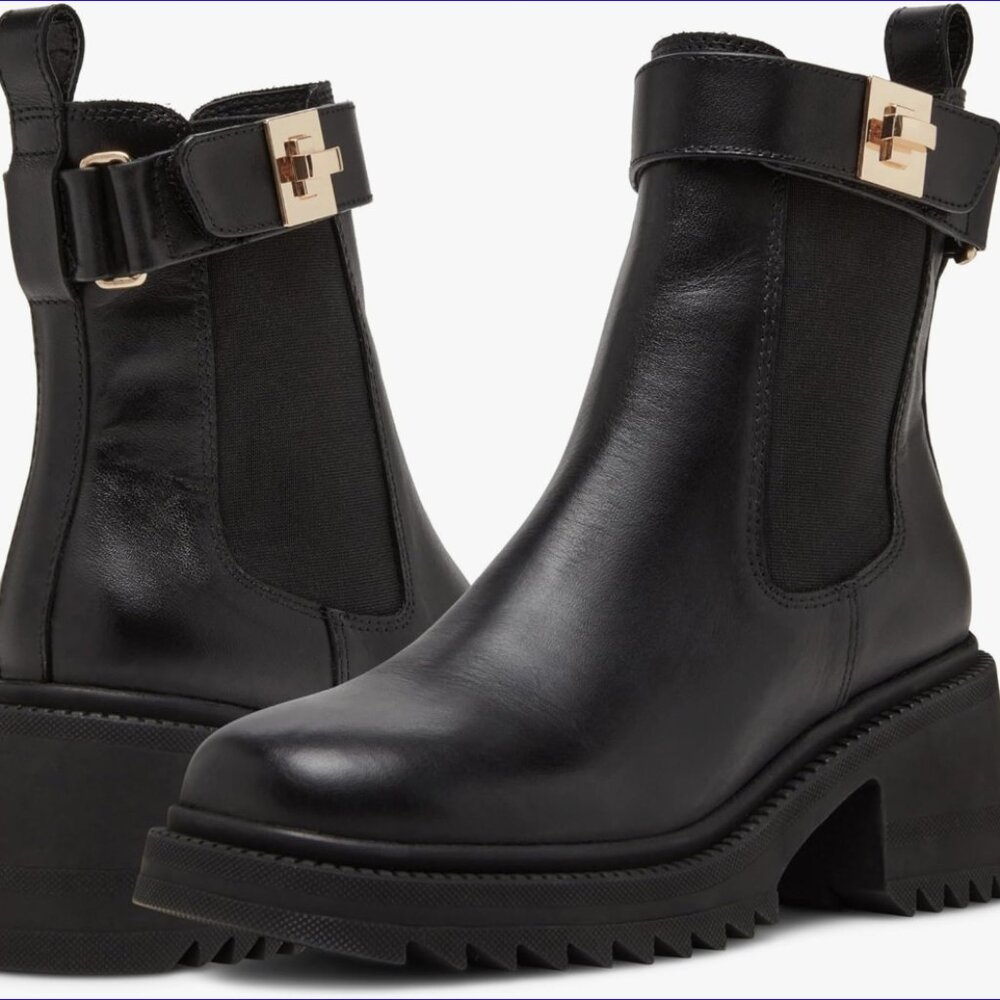 Steve Madden Gate Boots